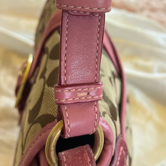 Coach Soho Pink Suede - Picture 6 of 15